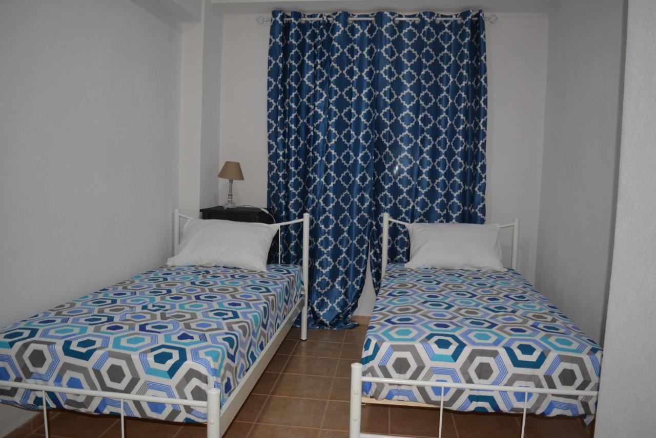 Panos Apartments ゲラキニ エクステリア 写真
